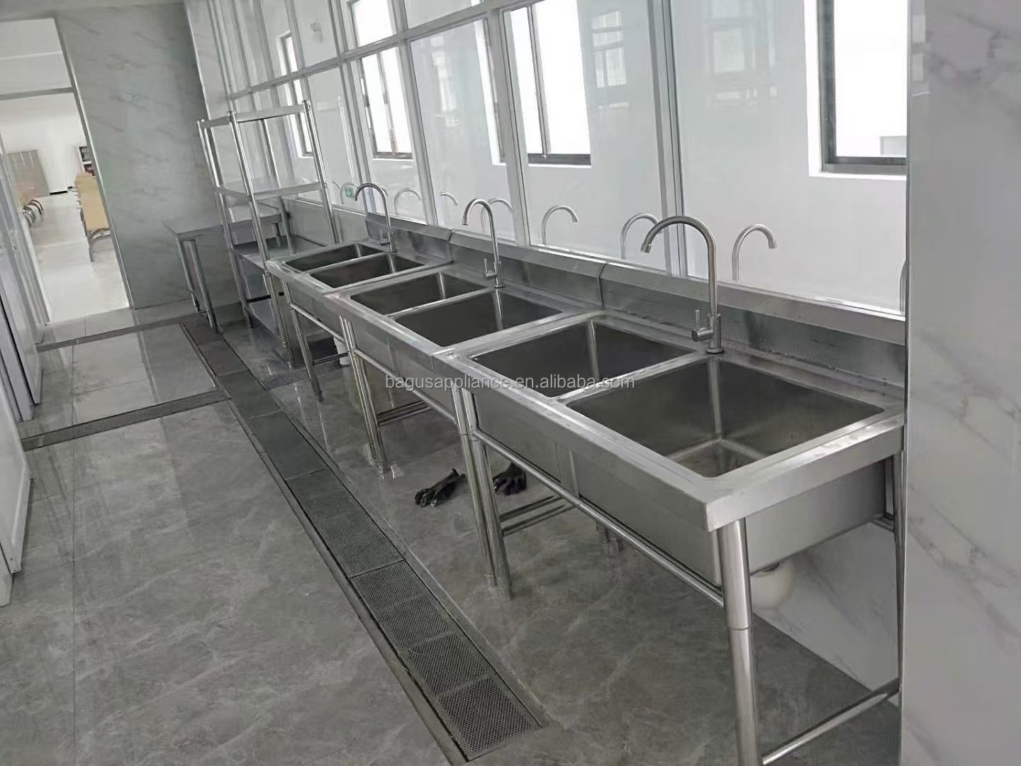 Hochwertige Edelstahl-Dreifach – Commercial Quality Kitchen Faucet Bewertung und Preis